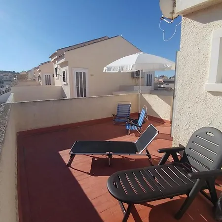 Semesterbostad Casa Laurent Gran Alacant